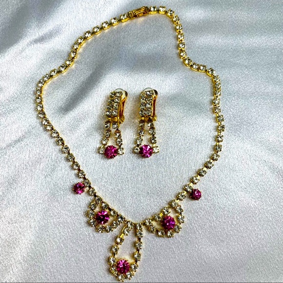 Pink and Gold Color Dazzling necklace sets in  rhinestones. - Picture 1 of 4